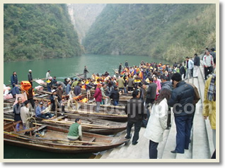 Beijing Xian Chongqing Yangtze River Yichang Shanghai 11 Day Tour